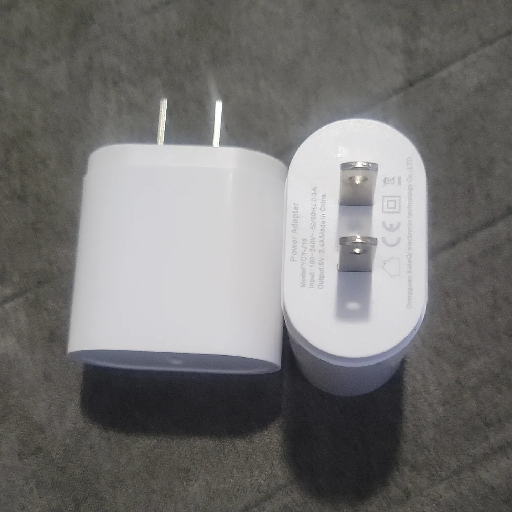 2 White USB TYPE C Wall Chargers